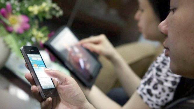 免費短信與話費應用軟件日益普遍，對降減移動話費造成衝擊。