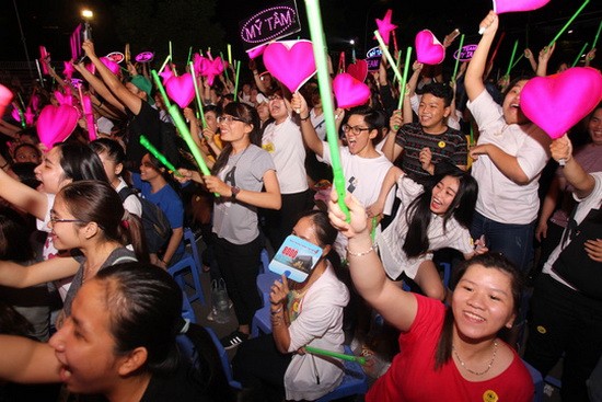 瘋狂粉絲令娛樂界眾人提心吊膽。