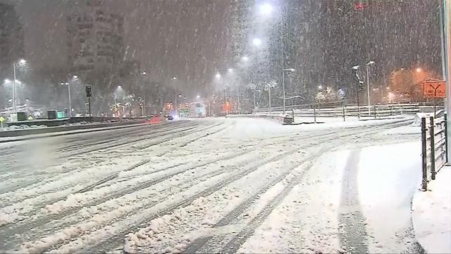 智利罕有大雪 28 萬人斷電 ảnh 1