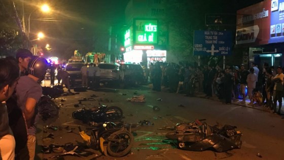 圖為蘇玉雲與何輝甲四岔路口約200米路段所發生的一起交通事故現場。（圖源：互聯網）