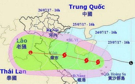 圖為4號颱風移動方向。颱風速度減弱成熱帶低氣壓，中部區強降雨。（圖源：中央水文氣象預報中心）
