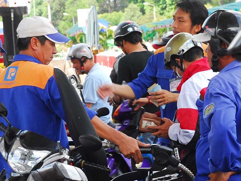 將在所有加油站貼印花以防止稅務流失及維護消費者權益。