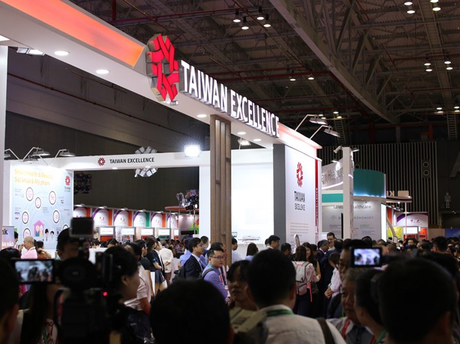 “2017年台灣形象展”(Taiwan EXPO 2017)於今(26)日在西貢會展中心正式開幕。（圖源：T.Luân）