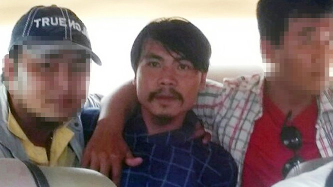 圖為偷竊Honda Civic牌汽車的嫌犯Kevin Long Nguyen(中)。（圖源：春安）