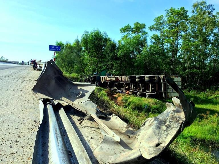 圖為該起交通事故現場。（圖源：互聯網）