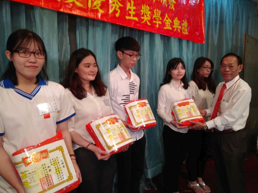 華人社團關懷教育事業 ảnh 1