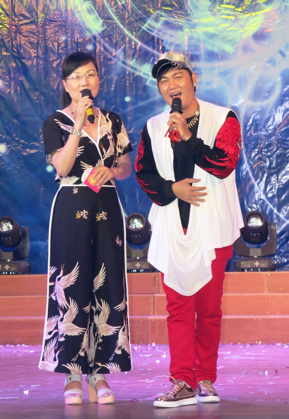 華人歌手再接再厲 ảnh 2