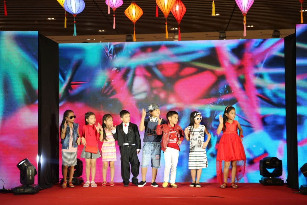 大發舉辦中秋慈善晚會 ảnh 1