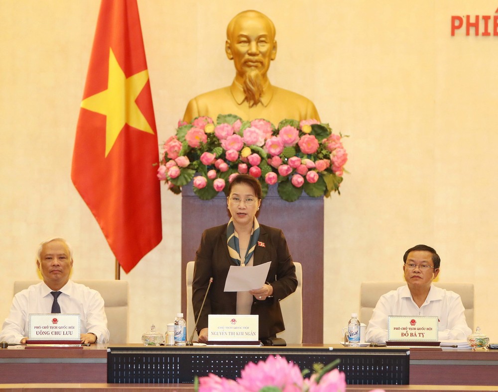 國會主席阮氏金銀致閉幕詞。(圖源:越通社)