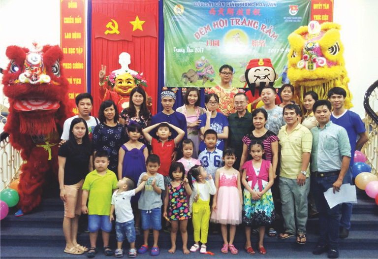 國會主席與兒童歡度中秋節 ảnh 3