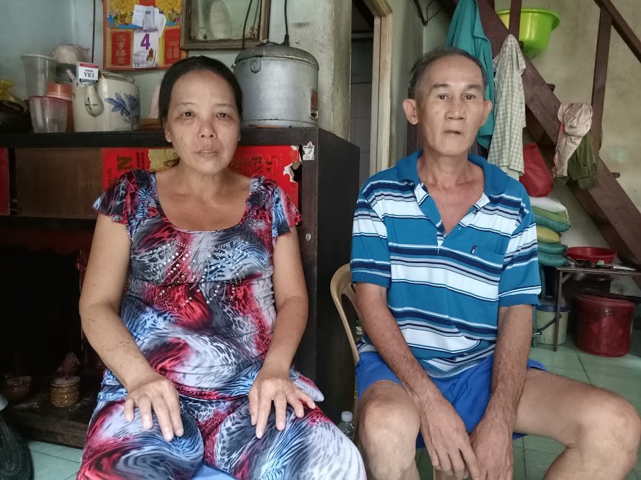 朱威桃夫婦患病，生活陷入困境。