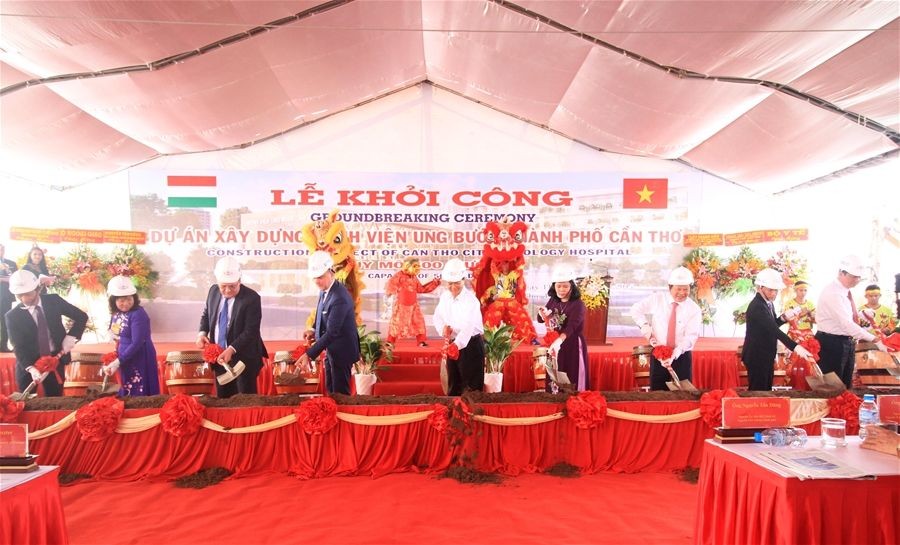 圖為九龍江平原最現代的腫瘤醫院動工儀式。（圖源：互聯網）