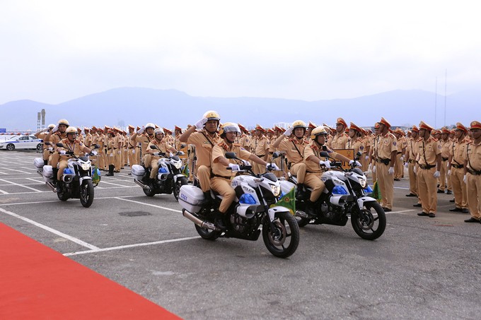 出動交警保護 APEC 峰會。（圖源：阮冬）