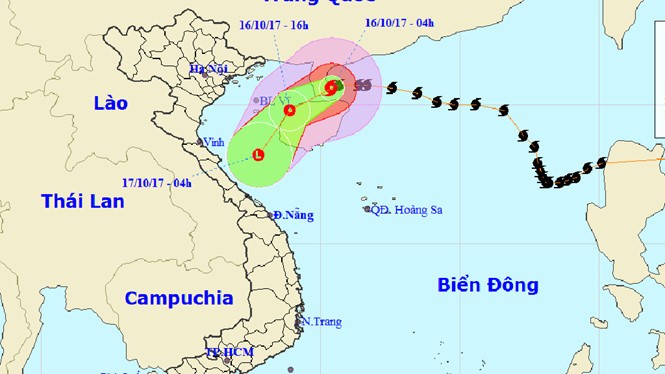 11號颱風雖已減弱，但其外圍環流降雨影響不可忽視。（圖源：中央水文氣象預報中心）