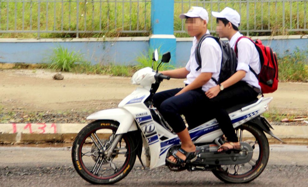 市教育與培訓廳要求各校保證不給學生看管大氣缸摩托車。(示意圖源:互聯網)