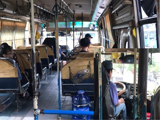 56號司機邊開車邊吸煙。