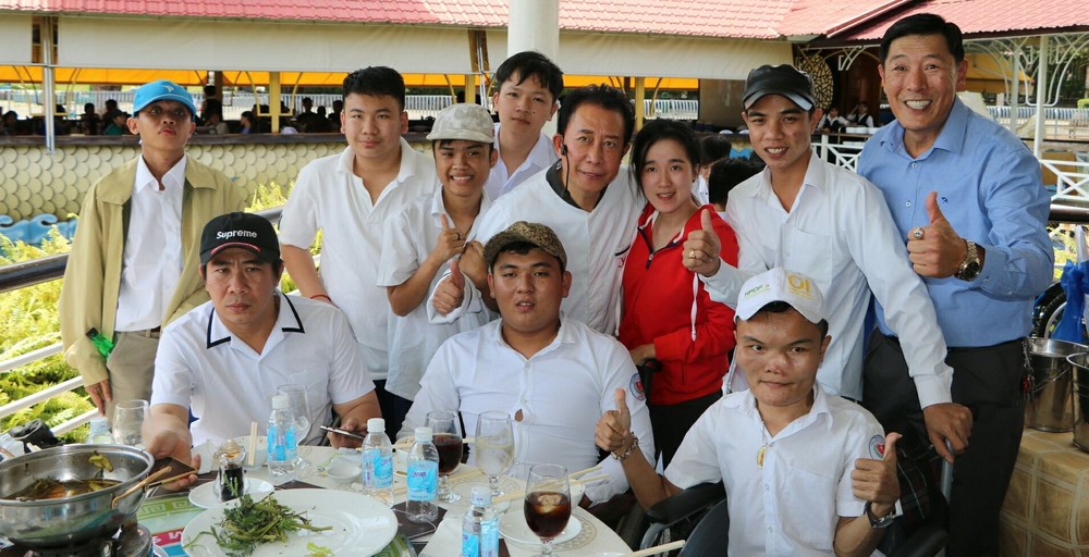 “與甄文達共膳”活動籌款近５億元 ảnh 2