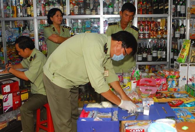 本市成立12個專項檢查團將對生產、進口與經營食品，包裝食品工具及加工、從事飲食勞務經營等單位進行檢查。（示意圖源：互聯網）