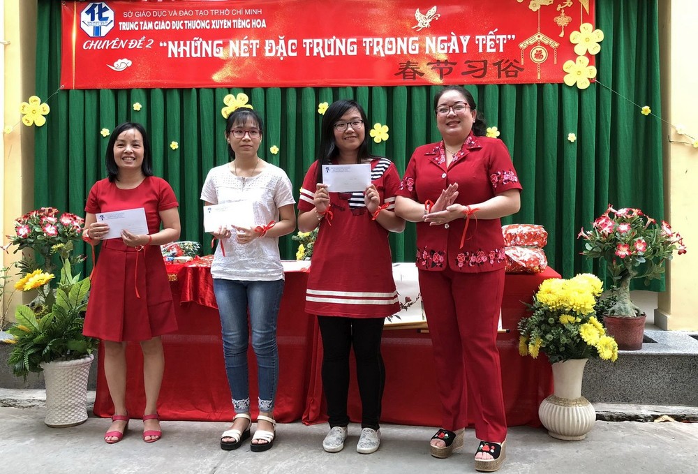 參加活動的獲獎者。