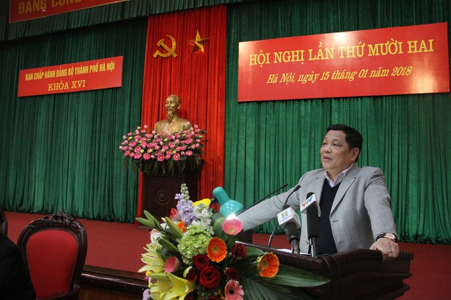 河內市黨委檢查委員會主任陳光景在會議上發言。（圖源：全阮）