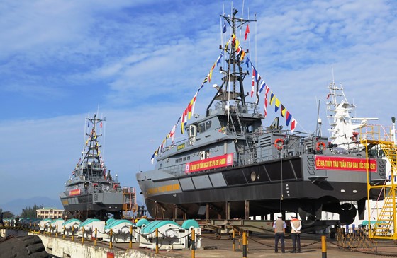 圖為兩艘高速巡邏艇技術下水。（圖源：友茶）