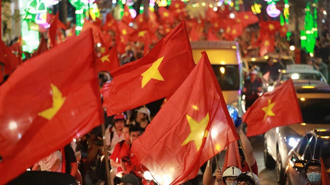 我國U23足球隊晉級決賽創造歷史，全國各處舉行盛大遊行歡慶。