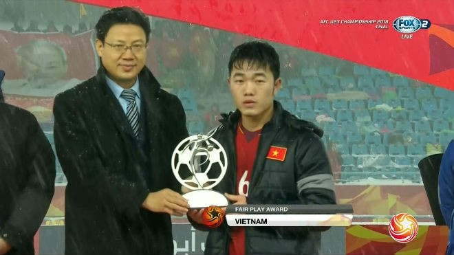 越南U23 足球隊是人民心目中的冠軍 ảnh 1