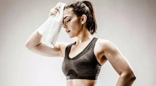 這樣出汗或是疾病徵兆。（示意圖源：互聯網）