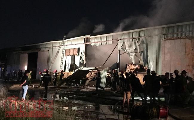 消防隊聞訊趕抵現場滅火。