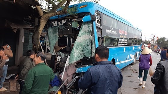 戊戌年春節假期，全國有20個地方的因交通事故死亡人數上升，其中19省增逾兩成。圖為發生在春假期間的一起嚴重交通事故現場。