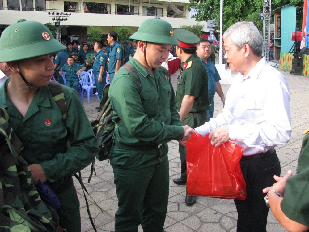 本市4470青年啟程入伍 ảnh 1