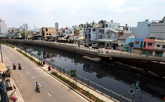 圖為新化渠改造項目竣工後一瞥。