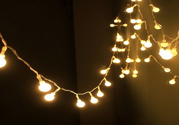 燈光撐亮了夜。（示意圖源：互聯網）