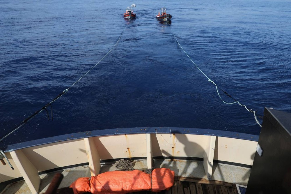 救援難民船隻。（圖源：互聯網）
