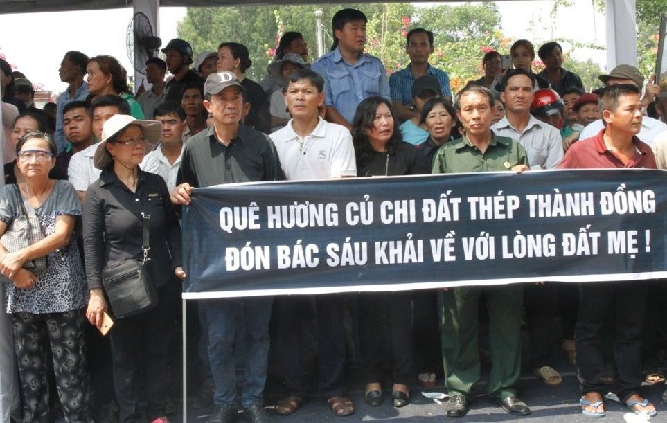 廣大民眾送別原政府總理潘文凱 ảnh 2