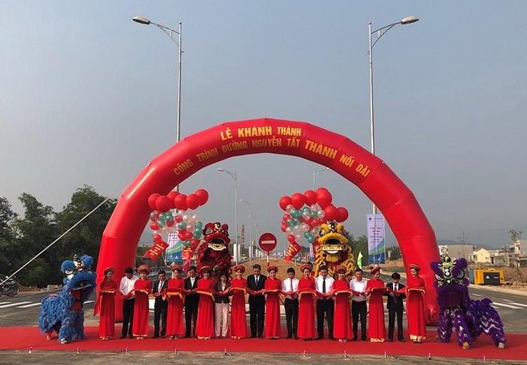 峴港市阮必成街延長路段通車儀式。（圖源：何峰）