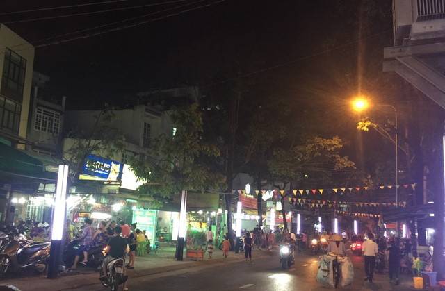 上月30日晚上開業的永慶飲食街一瞥。(圖源:紅芳)