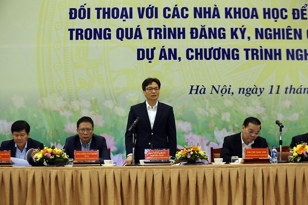 政府副總理武德膽出席會議並發表講話。(圖源:廷南)