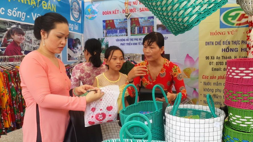 “婦女就業盛會與國貨推介”活動一瞥。