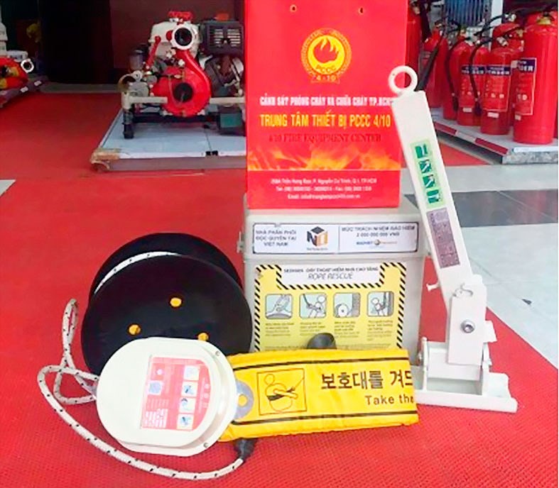 每個民戶應配備簡單有效的消防用具 ảnh 1 每個民戶應配備簡單有效的消防用具 ảnh 1