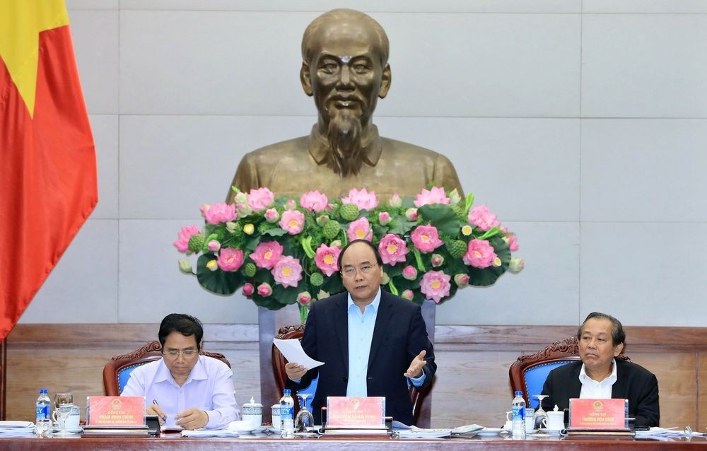阮春福總理在會議上發言。（圖源：統一）