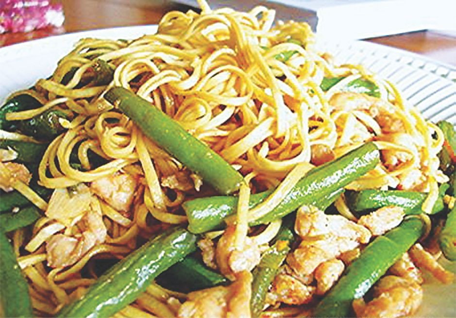 豆角燜麵