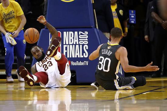 裁判不讓騎士贏。