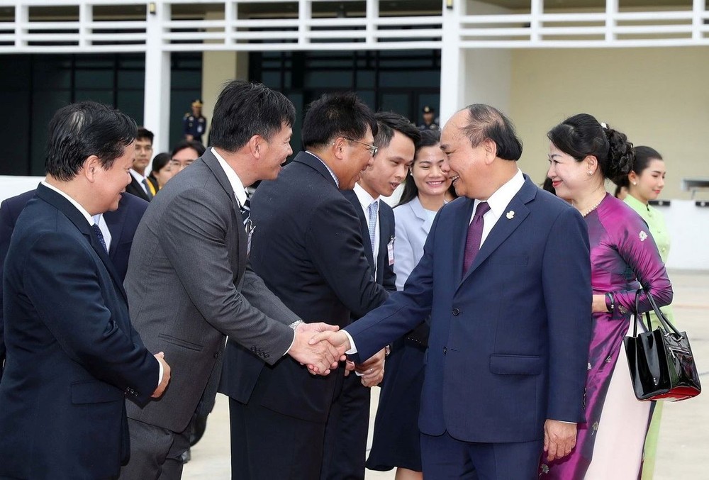 阮春福總理與夫人回國送別儀式在曼谷機場舉行。（圖源：統一）
