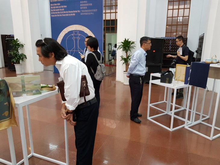 “中國南京市文化產品”展覽一瞥。(圖源:VOV)