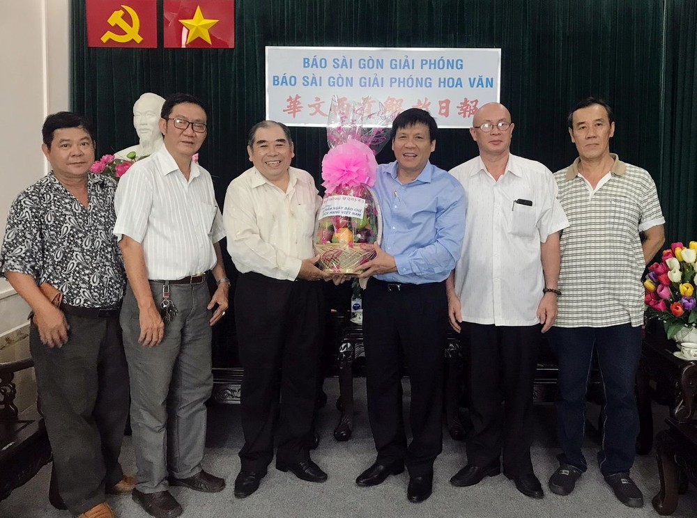 加強宣傳配合 致力扶貧濟困 ảnh 1 加強宣傳配合 致力扶貧濟困 ảnh 1