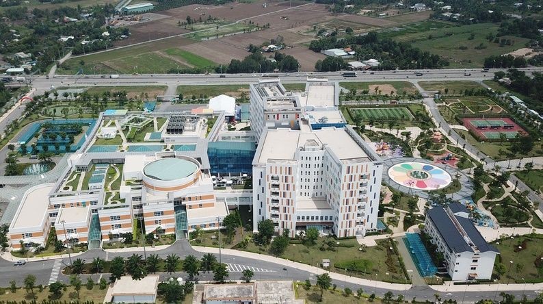 已於本月1日投入活動的平政縣武陳志街15號市兒童醫院全景。