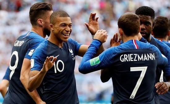 法國隊慶祝勝利。（圖源：互聯網）