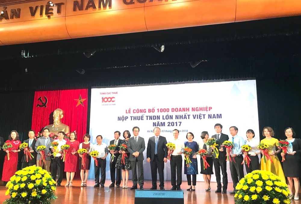圖為2017年越南繳納營業所得稅最高的1000家企業名單公佈儀式一瞥。