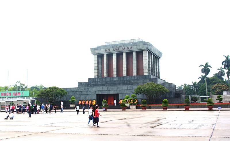 胡志明主席陵將於本月16日起重新開放。(圖源:建築報)